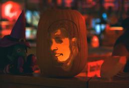 Walt carved a pumpkin of Forrest